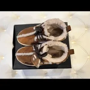 UGG | Shoes | Bathing Bape X Ugg Neumel | Poshmark display picture 1